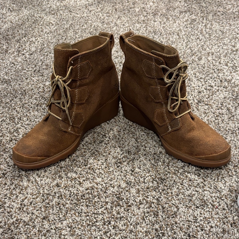 Sorel Brown Lace-Up Wedge Boots